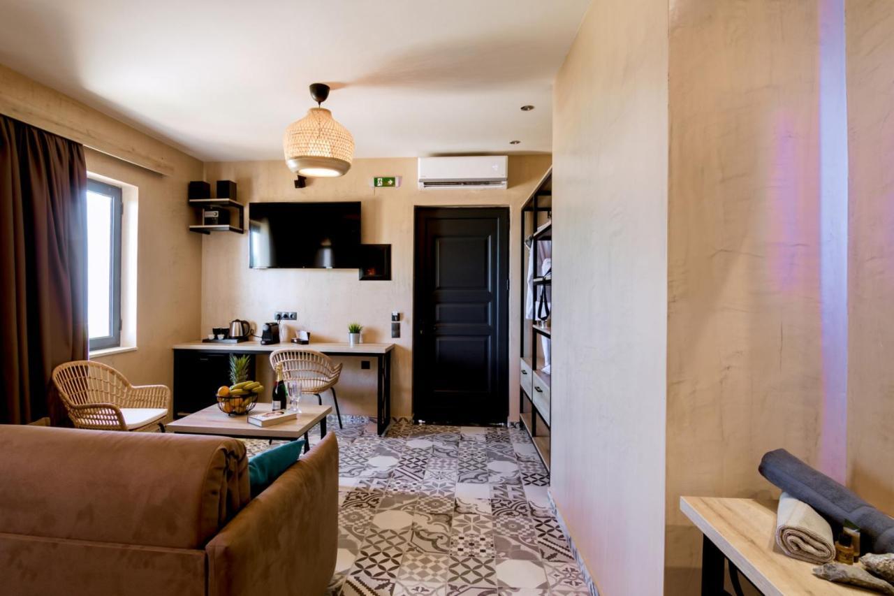 Driades Luxury Apartments 赫索尼索斯 外观 照片